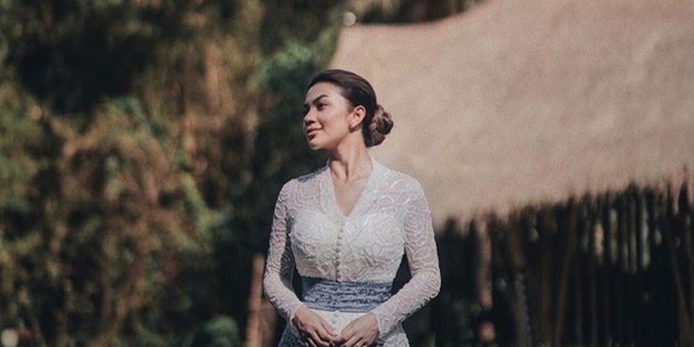 Potret Ariel Tatum Usai Sebut Sang Mantan Selingkuh dengan Sesama Pria, `Ternyata Aku Kurang Ganteng`