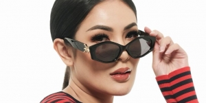 Deretan Koleksi Kacamata Nindy Ayunda, dari Rp200 Ribuan hingga Belasan Juta