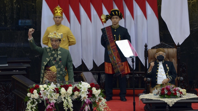 Di Sidang Tahunan MPR, Presiden Joko Widodo Kenakan Baju Adat Paksian dari Bangka Belitung Dibuatnya 3 Hari