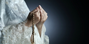 Bacaan Doa Terhindar dari Penyakit Ain, Gangguan Kesehatan yang Disebabkan Rasa Iri Dengki