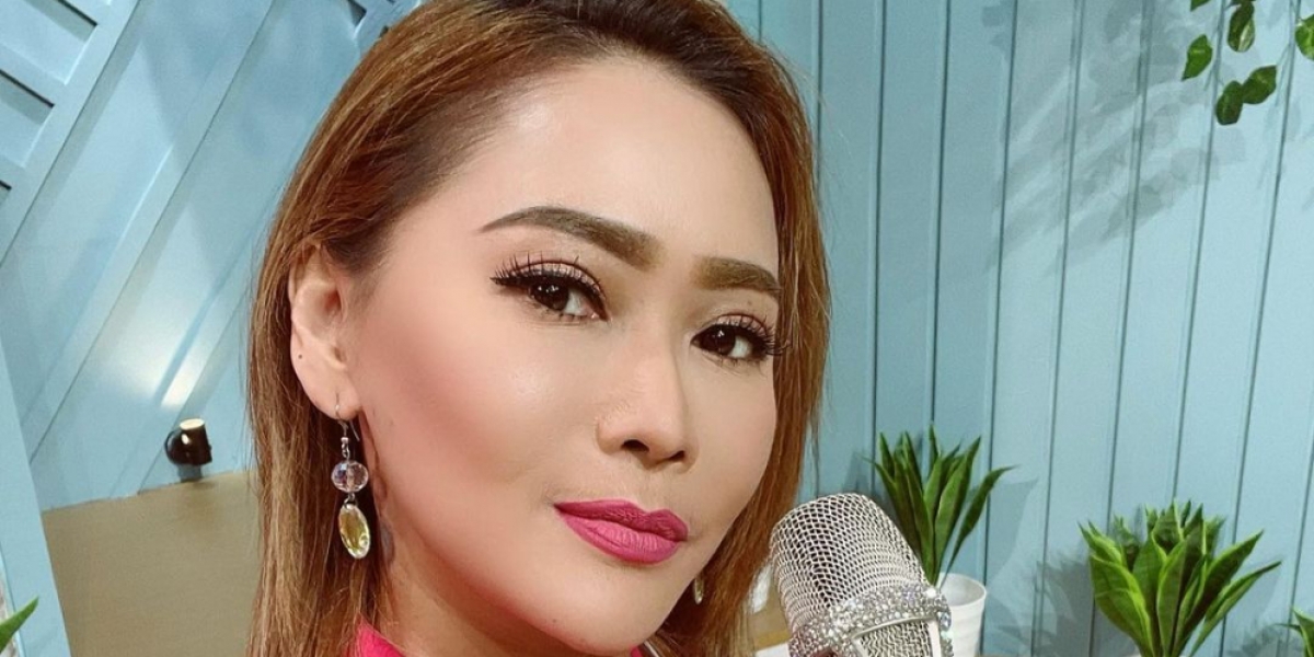 Pamer Swafoto Bareng Wajah Ibunda Inul Daratista Bikin Salfok