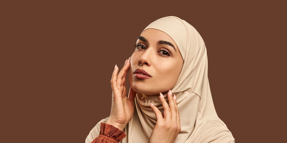 5 Mix and Match Hijab Warna Nude Agar Terlihat Stylish