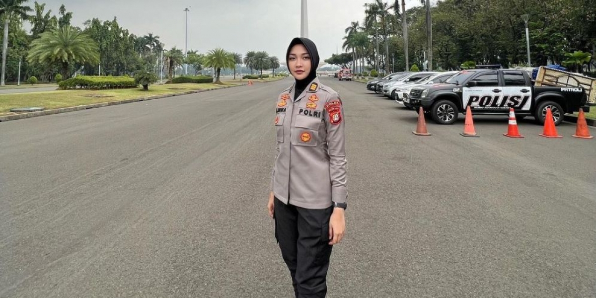 Penampilan Terbaru Akp Rita Yuliana Yang Viral Kini Tampil Berhijab 9016