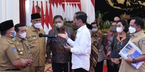 Jokowi Minta Pemda Pakai APBD untuk Atasi Dampak Kenaikan BBM