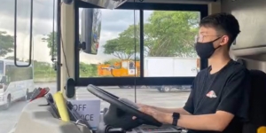 Pemuda Ini Tolak Kuliah di 3 Universitas Ternama demi Kerja jadi Sopir Bus