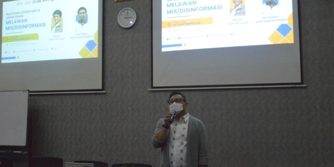 Berantas Hoaks, AMSI Jakarta-UI Gelar Pelatihan Literasi Berita Bagi Mahasiwa