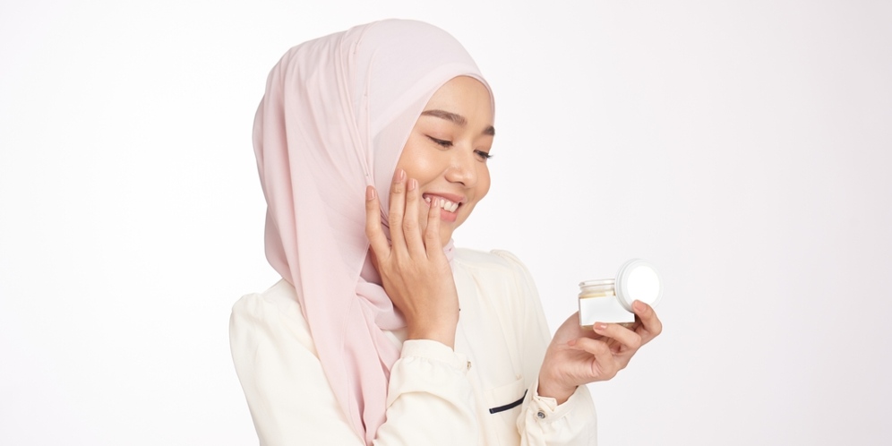 4 Jenis Kandungan Skincare Berformula Ringan dan Aman untuk Kulit Sensitif