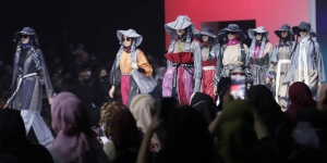 #HOTD: Hijab Semiformal Intantya Putrie