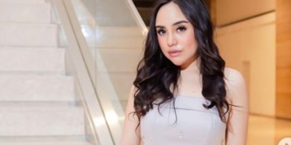 Dulu Nikah Muda dan Hanya Bertahan Tiga Bulan, Kini Hidup Artis Cantik Ini Berubah Drastis!