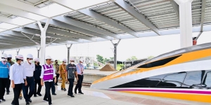 Rampung 88%, Kereta Cepat Jakarta Bandung Ditargetkan `Melesat` di Pertengahan 2023
