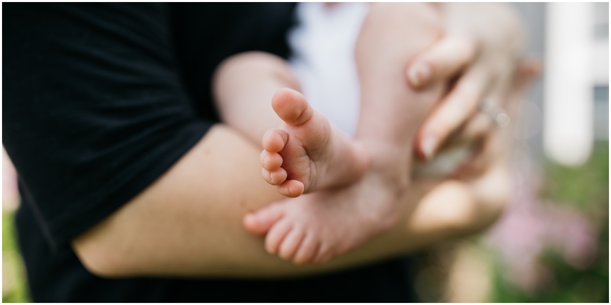 8 Arti Mimpi Menggendong Bayi, Salah Satunya Jadi Tanda Datangnya Rezeki Nomplok