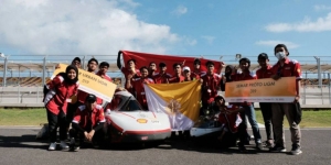 Mobil Karya Mahasiswa UGM Pecahkan Rekor Kendaraan Listrik Terhemat di Asia