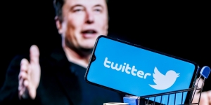 Pengguna iOS Dipungut Langganan US$8 Buat Akun Twitter Centang Biru, Elon Musk Curhat Merugi US$4 Juta Sehari