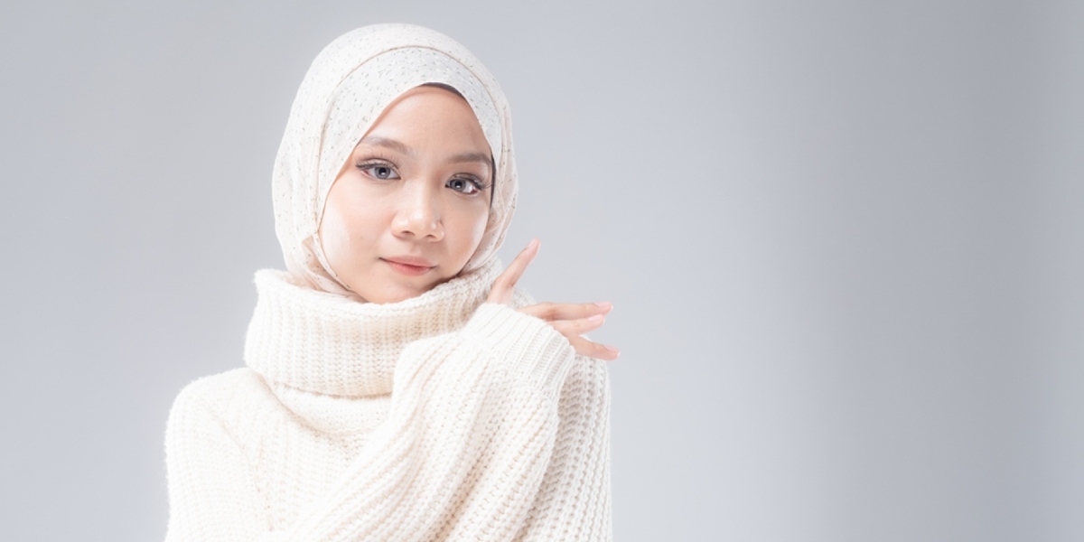 Beauty Hack Makeup Tetap Natural dan Flawless Meski Memakai Bedak Tabur