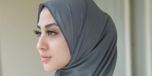 Margin Winaya Kenakan Hijab, Begini Komentar Ali Syakieb