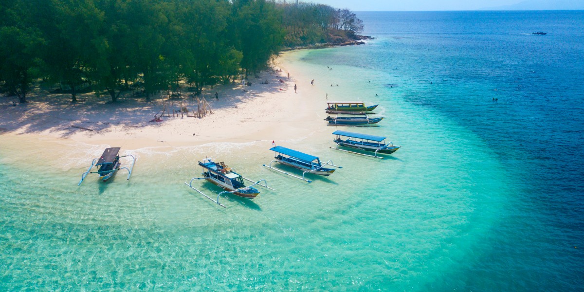 Selain Trio Gili, Ada Surga Lain di Lombok Barat yang Wajib Dikunjungi