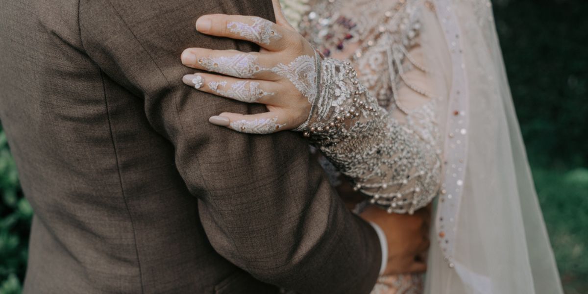 Kisah Wanita Rela Berhemat Selama 12 Tahun demi Biaya Pernikahan Kakak, Bikin Haru