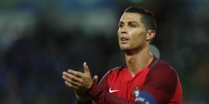 Kedekatan CR7 Cristiano Ronaldo dengan Islam: Hafal Al-Fatihah dan Kagumi Alquran