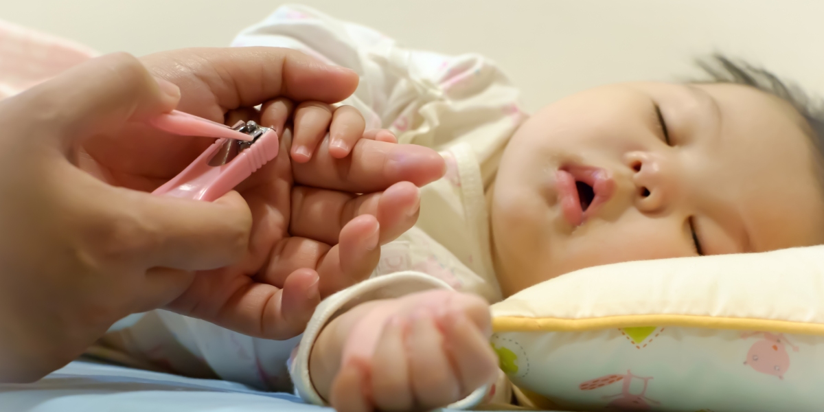 Doa Memotong Kuku Bayi Baru Lahir beserta Hukum dan Tata Caranya yang Perlu Diketahui