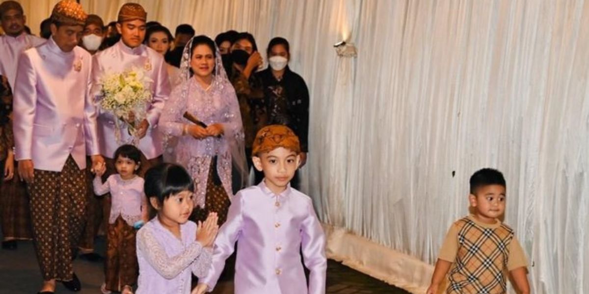 Jan Ethes Cucu Jokowi Dicium Pangeran Arab, Gibran Rakabuming Semringah