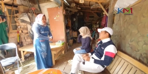 Kang Dedi Mulyadi Kunjungi Kediaman Wanita Batal Nikah H-3 Gegara Minta Mahar Sertifikat, Netizen Salah Fokus dengan Kondisi Rumahnya