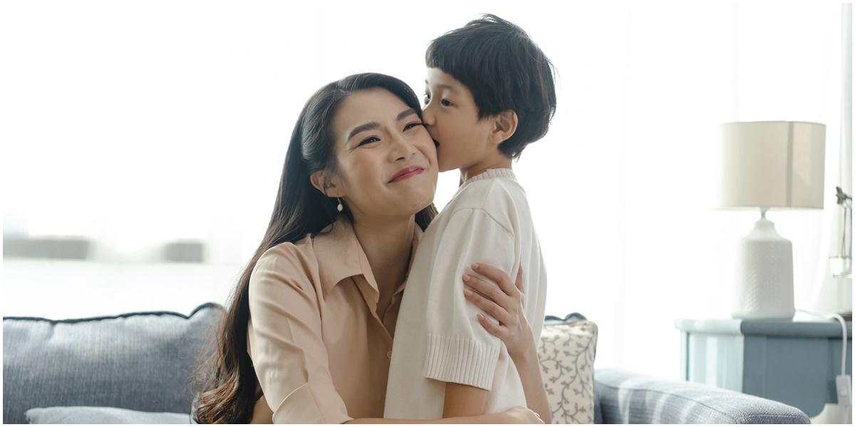 30 Ucapan Hari Ibu yang Manis dan Bermakna Dalam, Wujud Cinta Seorang Anak
