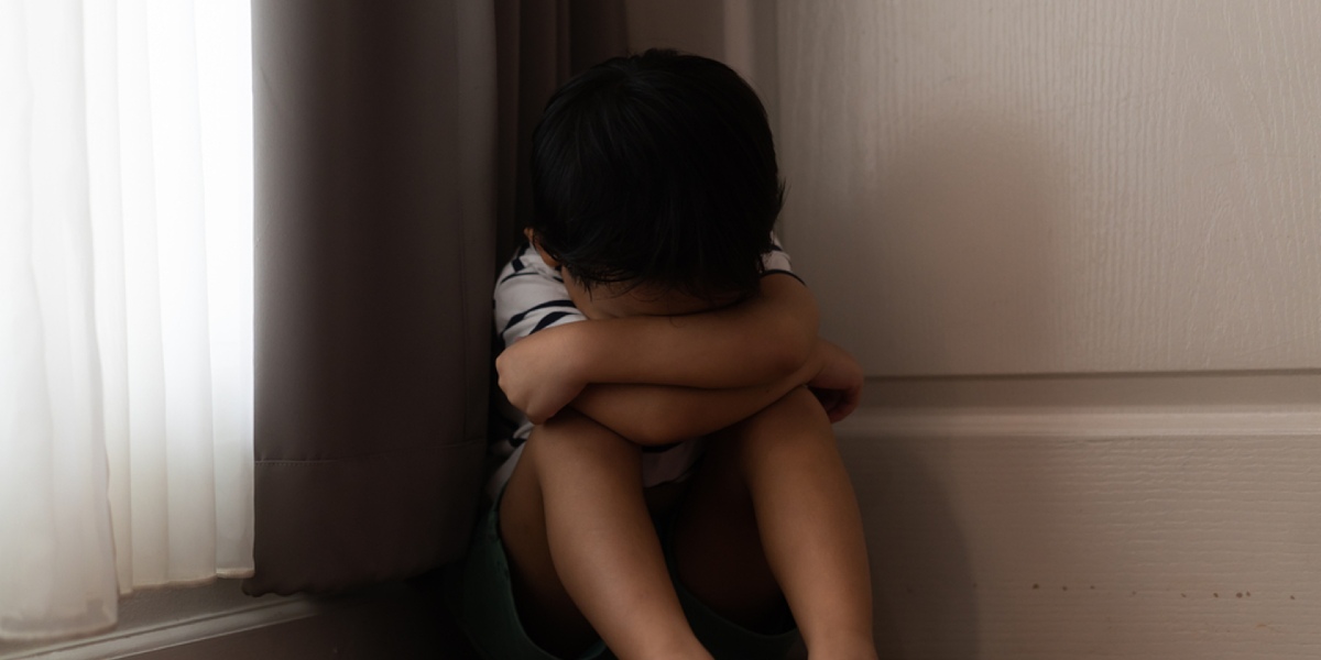 Jangan Dibiarkan, Begini Cara Mengatasi Trauma Kekerasan pada Anak