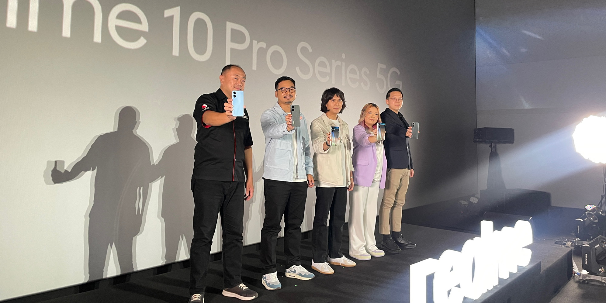 Realme 10 Pro+ 5G Resmi Meluncur, Layar Melengkung Harga Mulai Rp6 Jutaan