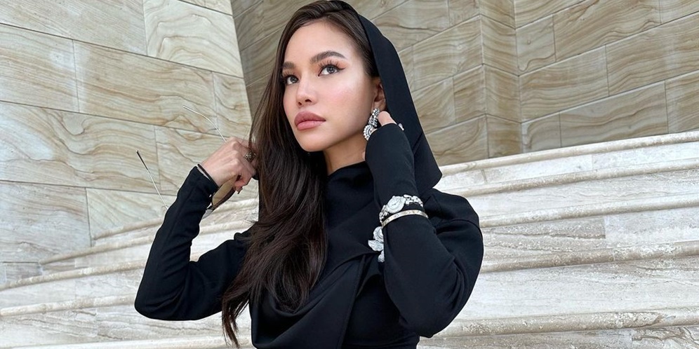 Potret Karraminah Puteri Brunei yang Viral, Suka Tampil Seksi dan Pakai Baju Hot!