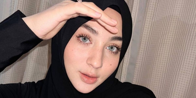 Margin Wieheerm Rias Wajah Sendiri, Hasilnya Makeup Glamor bak Putri Arab
