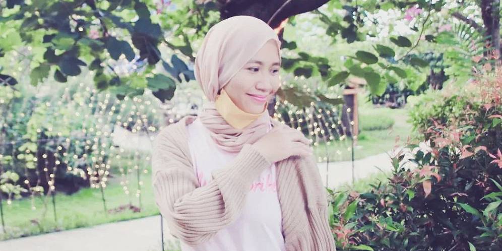 Tips Fashion OOTD dari Influencer Dwi Puspa Sari, Bisa Jadi Rekomendasi Buat Para Hijabers