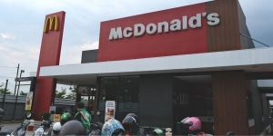 Punya Ribuan Gerai di 100 Negara, Begini Perjalanan McDonald's Bisa Masuk Indonesia