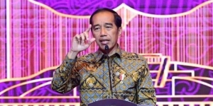 Cerita Jokowi Sering Didatangi Korban Penipuan Asuransi: Mulai Tanah Abang Sampai Surabaya Nangis-Nangis