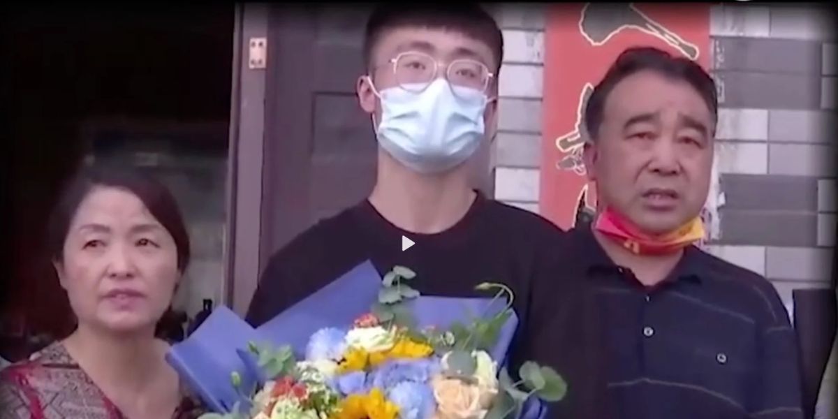 Diadopsi Keluarga Miliarder, Pemuda China Kembali ke Orangtua Kandung Setelah Diculik 25 Tahun Silam