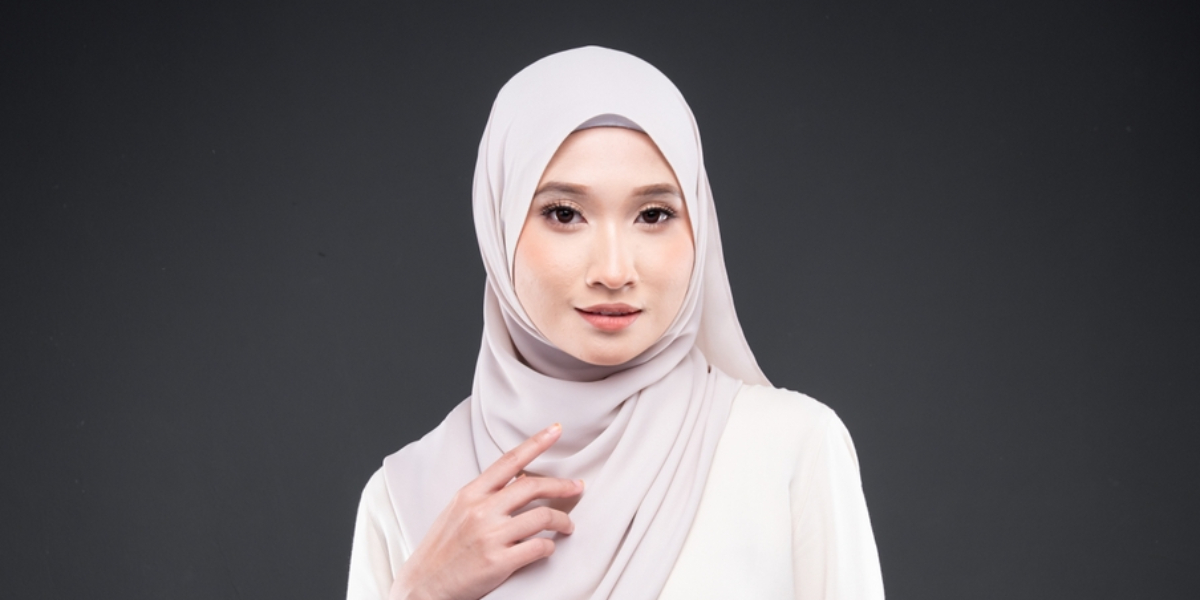 Tidak hanya Skincare atau Makeup, Ini 5 Kunci Kulit Sempurna