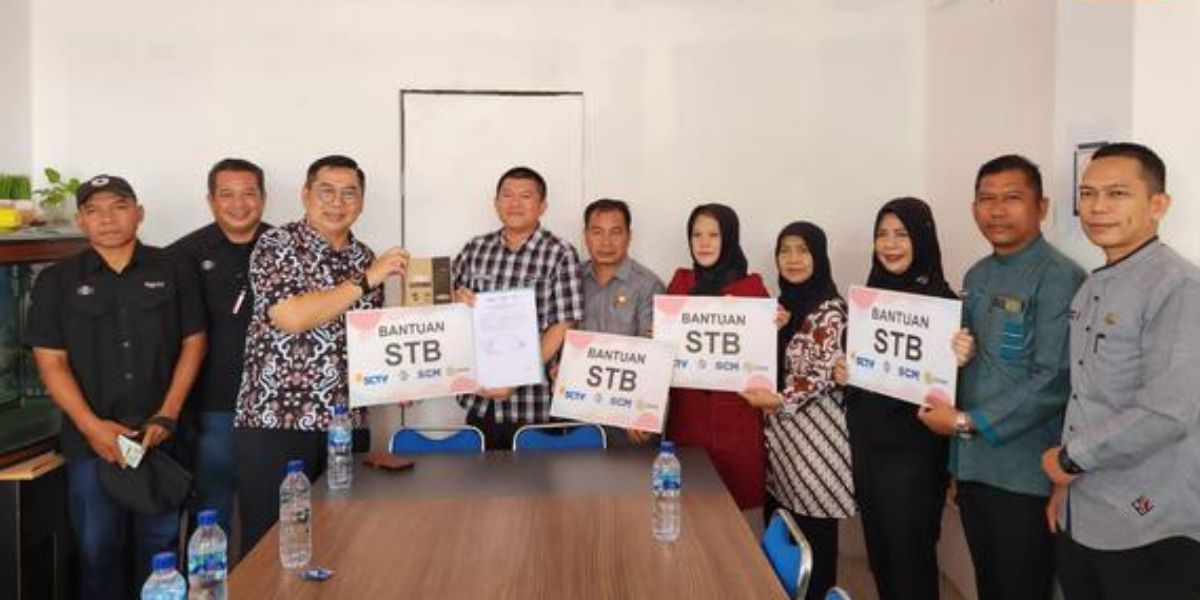 SCM EMTEK Bagikan STB di Wilayah Palembang, Banjarmasin dan Denpasar