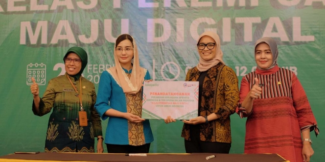 Adakan Kelas Perempuan Maju Digital, Intip Aksi Kerja Sama Tokopedia Bersama UPRINTIS, TP-PKK Jawa Tengah dan Pemkot Semarang