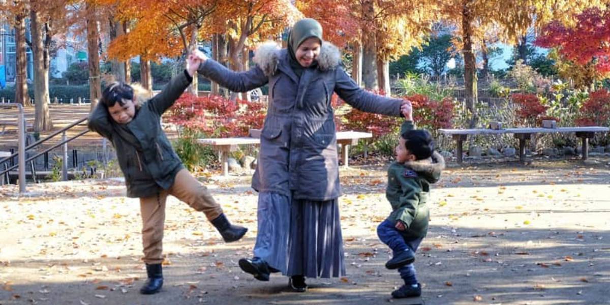 Anak Sekolah di SD Negeri Jepang, Begini Cara Ibu Biasakan Sholat Tepat Waktu