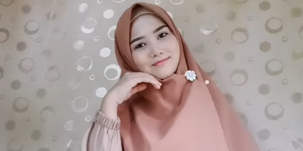 4 Cara Memakai Hijab Segi Empat Syar'i, Berbagai Gaya yang Wajib Dicoba