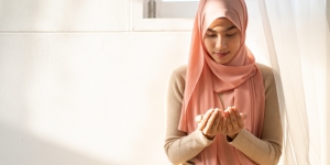 Ketahui 3 Waktu Mustajab Berdoa saat Ramadan yang Cepat Dikabulkan