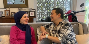 Indra Bekti Mengobrol dengan Anak Pakai Videocall, Aldila Jelita Sebut Ramadan Terbaik