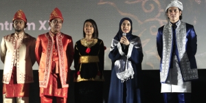 10 Potret Cantiknya Muna Soraya, Istri Jubir Prabowo Subianto, Bukan Orang Sembarangan!