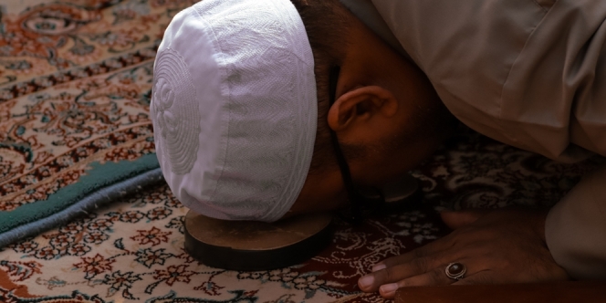 Kisah Pria Muslim Dapat Diskriminasi di Kanada, Diusir Saat Sholat di Stasiun