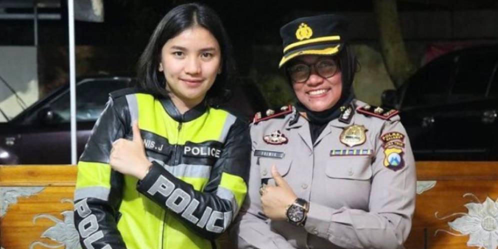 Potret Kasatlantas Polres Malang AKP Agnis Juwita Manurung saat Bertugas, Viral karena Gaya Hidup Hedon