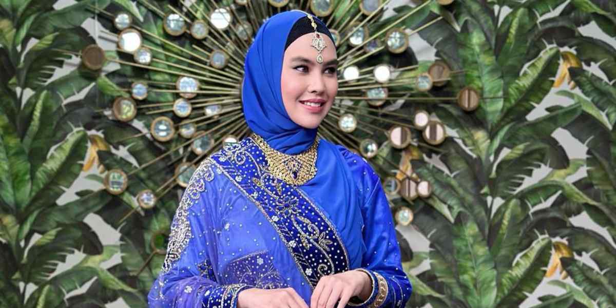 Pakai Sari India, Kartika Putri Tampil dengan Versi Syar'i