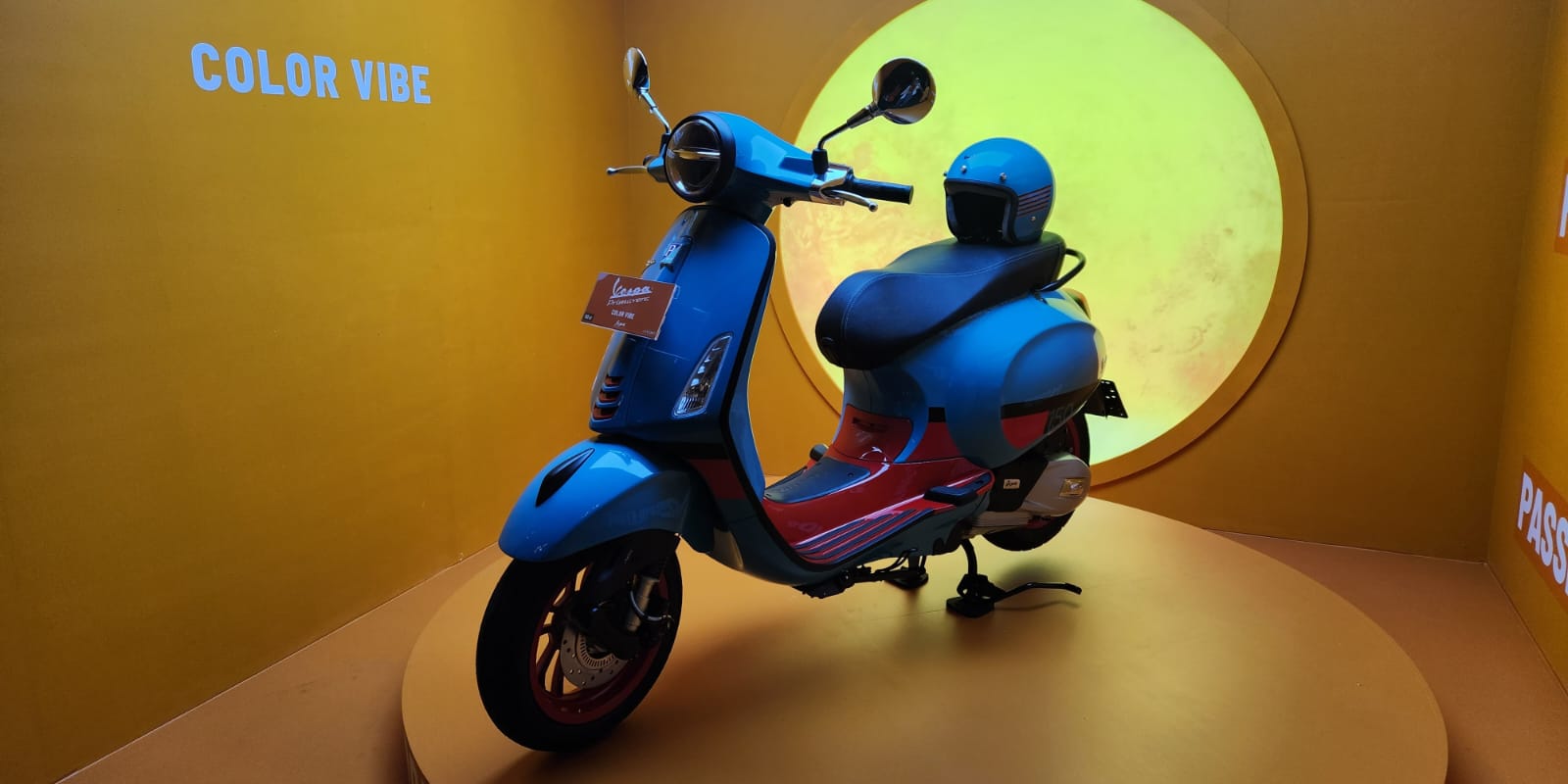 Vespa Primavera Color Vibe Limited Edition Dibanderol Rp60 Juta, Apa Istimewanya?