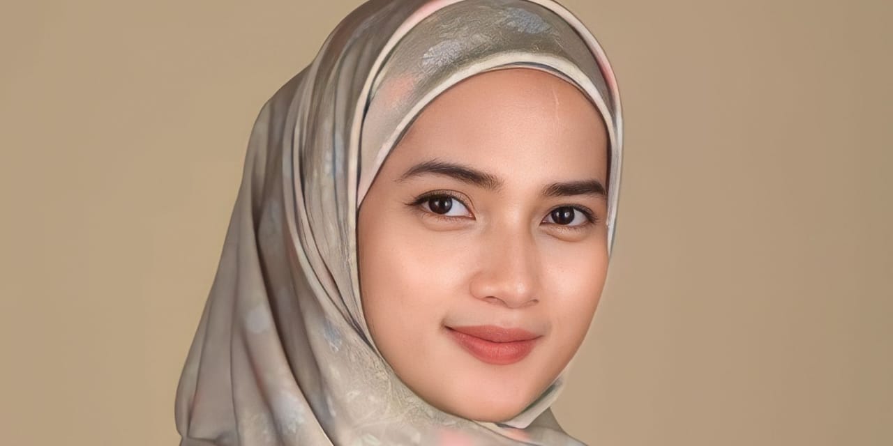 Kerudung Syar'i dengan Motif, Look Jadi Lebih Elegan