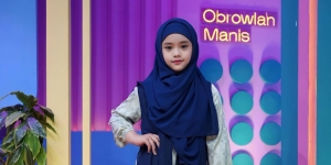 Cantik dan Penghafal Quran, Anak Ini Putri Artis yang Dikenal Sebagai Penceramah, Coba Tebak?