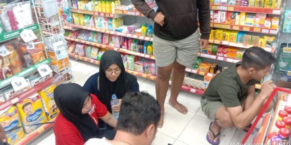 Innalillahi! Rampok Sekap Kasir Alfamart di Kalbar, Uang Rp63 Juta Digasak
