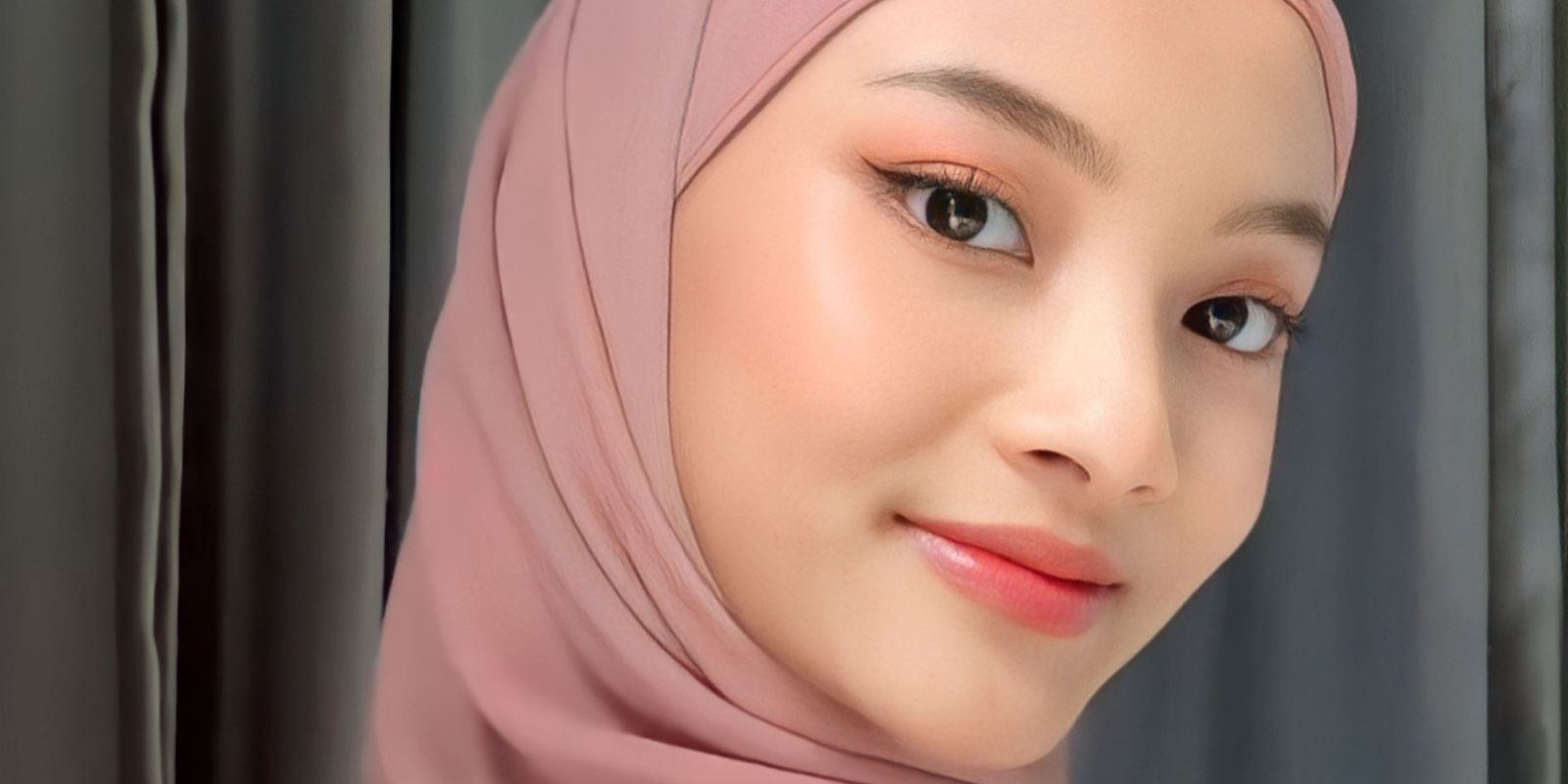 Styling Hijab Segitiga Instan, Cocok untuk Pagi yang Sibuk
